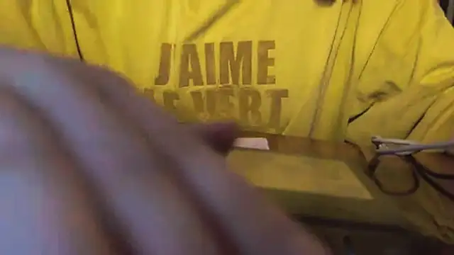 amberrrdolll  online show from May 3, 2026, 12:49 am