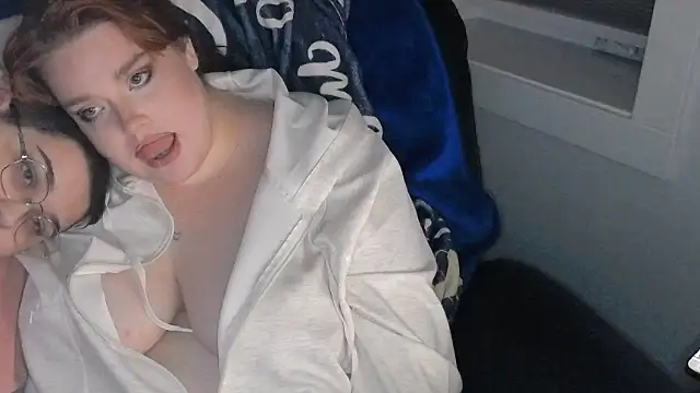 Snapshot of clairexcx chatting on April 16, 2026, 5:52 am clairexcx online show from April 16, 2026, 5:52 am