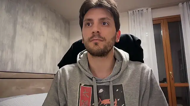 italianass94 online show from April 22, 2026, 6:47 pm