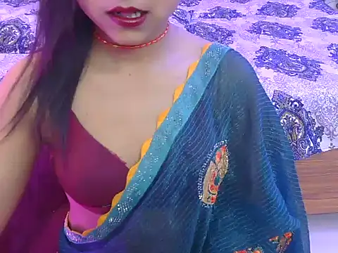 Snapshot of bold-fareen chatting on April 23, 2026, 12:22 pm bold-fareen online show from April 23, 2026, 12:22 pm