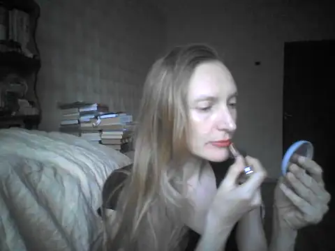 LunaBelle8 online show from June 5, 2026, 5:18 pm
