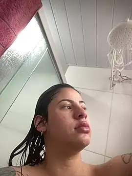 Livia-cortez online show from June 30, 2026, 12:16 pm
