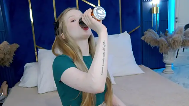 LilianHowards online show from April 20, 2026, 9:34 am