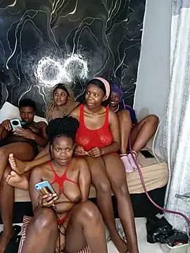 Teeangelaa online show from May 14, 2026, 4:37 pm