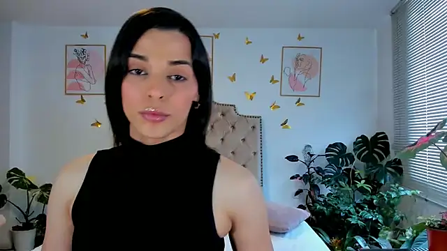 bella grego online show from June 5, 2026, 4:56 pm