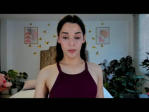 bella grego online show from April 28, 2026, 7:40 pm