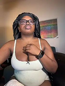 metalpetitepixiee online show from April 30, 2026, 2:40 am