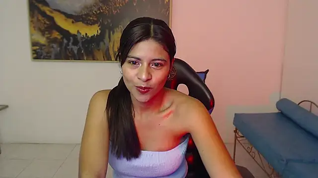 Snapshot of Lady_isabella_ chatting on April 30, 2026, 1:18 pm Lady isabella online show from April 30, 2026, 1:18 pm