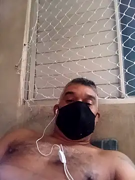 barateza0724 online show from May 4, 2026, 5:38 pm