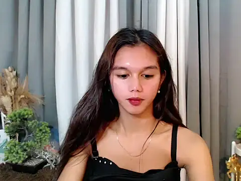 Snapshot of marie_castro chatting on May 4, 2026, 3:59 pm marie castro online show from May 4, 2026, 3:59 pm