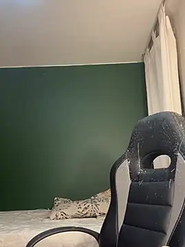 Snapshot of Latinxxcouple chatting on March 20, 2026, 4:35 am Latinxxcouple online show from March 20, 2026, 4:35 am