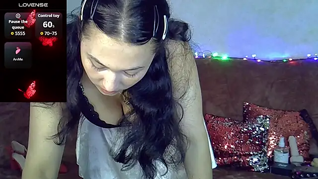 Margaret Sweet  online show from May 19, 2026, 2:40 am