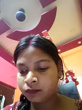 Simupaul001 online show from May 7, 2026, 9:29 pm