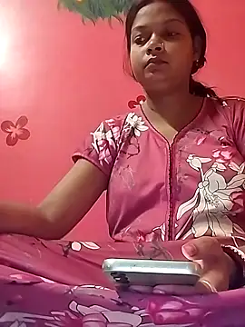 Simupaul001 online show from May 21, 2026, 9:01 pm