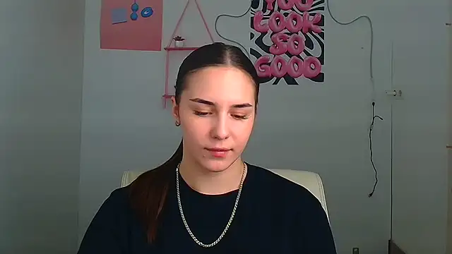 Kyara ra online show from June 18, 2026, 5:28 am