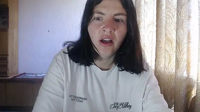 AlinaxJames online show from May 23, 2026, 9:30 am