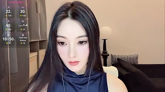 Xixi-mm online show from June 3, 2026, 1:12 pm
