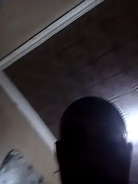 SEXYBLACKBITCHALLTHEWAY online show from April 17, 2026, 11:18 pm