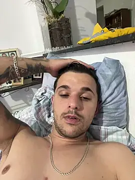 JoaoVentura3 online show from April 25, 2026, 4:04 am