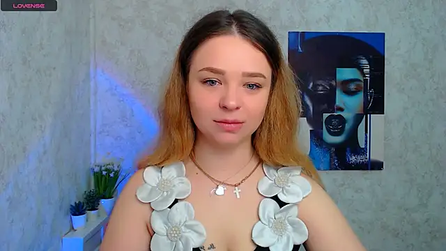 NicoleAura online show from May 11, 2026, 6:59 am