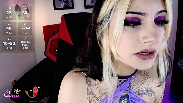 aliceinflames online show from May 20, 2026, 8:28 pm