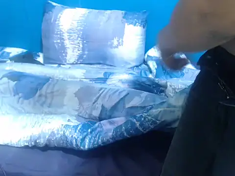 SexySlimBabeX online show from April 18, 2026, 1:52 am