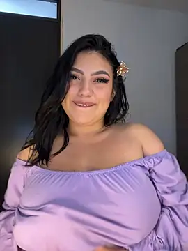 Snapshot of Gala_Goddess chatting on May 19, 2026, 1:18 pm Gala Goddess online show from May 19, 2026, 1:18 pm
