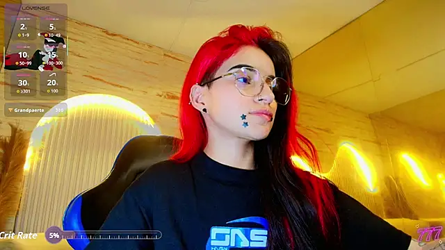 Moon Red r online show from June 14, 2026, 12:51 am