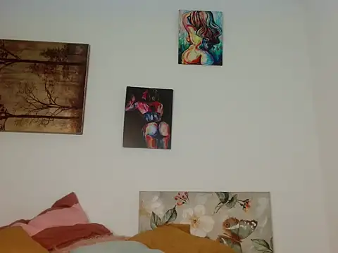 daniela-hot01 online show from August 1, 2026, 3:59 am
