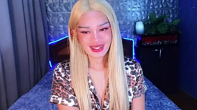 WhisperMyName Aubrey online show from June 10, 2026, 3:35 pm