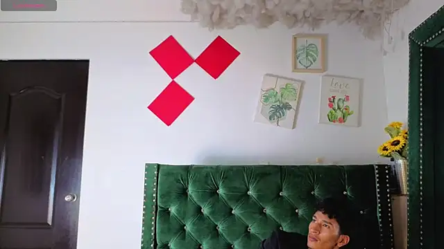 Zayn Moretti online show from July 4, 2026, 12:17 am