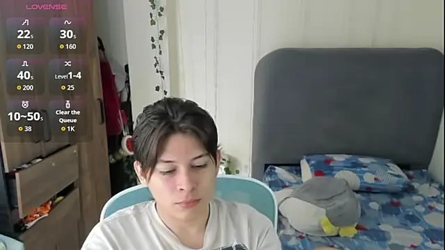 Snapshot of Felixzyn chatting on April 29, 2026, 7:09 pm Felixzyn online show from April 29, 2026, 7:09 pm