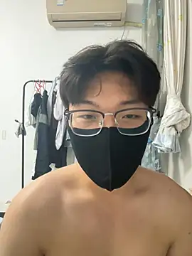 Ycen  online show from July 30, 2026, 3:55 pm