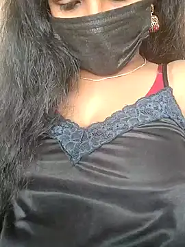 Snapshot of Tamil_Hot_Dharsha chatting on July 17, 2026, 6:43 am Tamil Hot Dharsha online show from July 17, 2026, 6:43 am