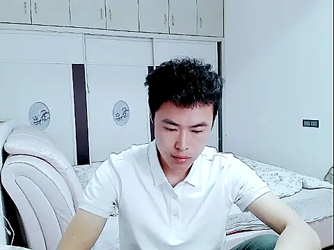 xiaowu888 online show from April 26, 2026, 3:26 am