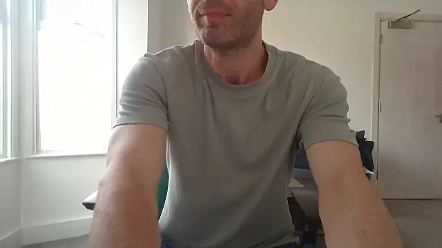 frenchbdmaninlondon online show from June 15, 2026, 11:43 am