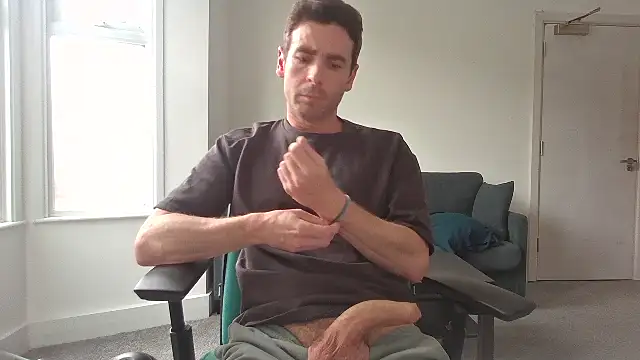 frenchbdmaninlondon online show from June 18, 2026, 2:11 pm