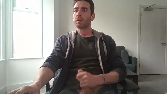 frenchbdmaninlondon online show from June 11, 2026, 2:03 pm