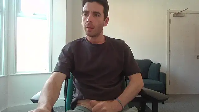 frenchbdmaninlondon online show from June 19, 2026, 11:38 am