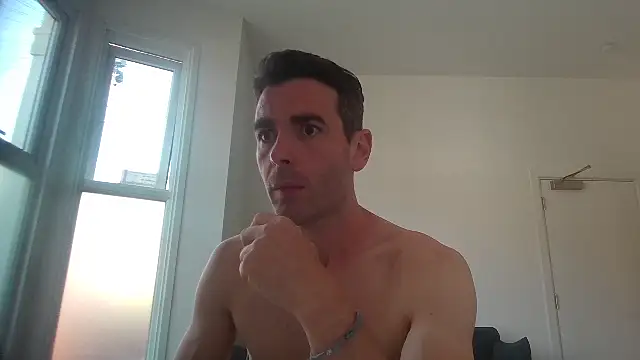 frenchbdmaninlondon online show from July 5, 2026, 1:40 pm