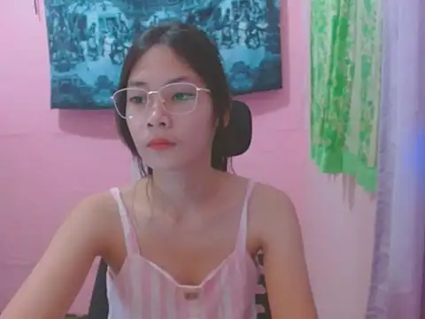 Sweetsexylady19 online show from June 20, 2026, 5:45 am