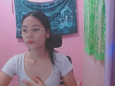 Sweetsexylady19 online show from June 25, 2026, 5:34 am
