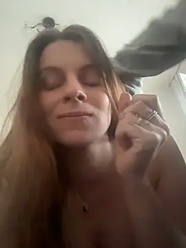 CtrlLove online show from April 20, 2026, 5:03 pm