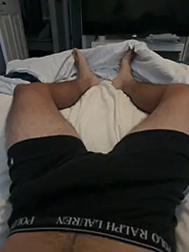 Snapshot of John_strokz chatting on June 4, 2026, 1:21 am John strokz online show from June 4, 2026, 1:21 am