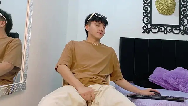 Snapshot of LunayDream chatting on July 16, 2026, 1:08 pm LunayDream online show from July 16, 2026, 1:08 pm
