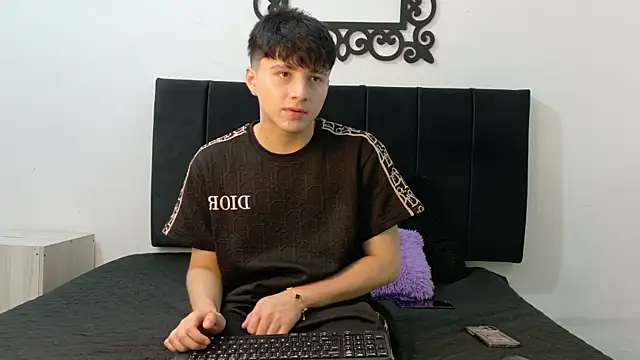 Snapshot of LunayDream chatting on July 25, 2026, 12:55 pm LunayDream online show from July 25, 2026, 12:55 pm