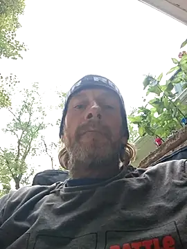Sesnass online show from August 8, 2026, 11:01 pm