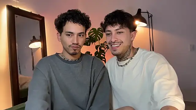 Noah and Steven online show from May 2, 2026, 8:36 pm