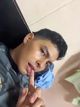 Angel 7020 online show from April 21, 2026, 8:15 pm