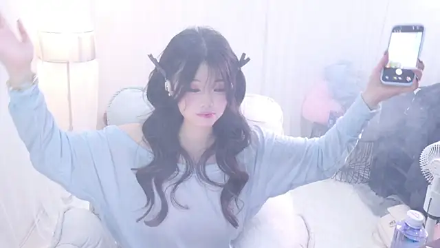 ChuYI-007 online show from April 30, 2026, 9:16 am